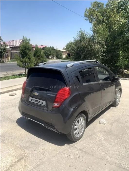 Chevrolet Spark  sotiladi