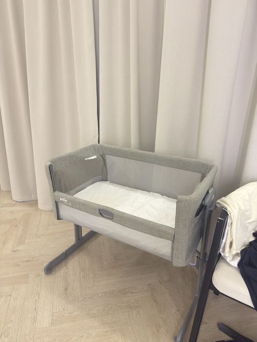 Кроватка детская , манеж ,