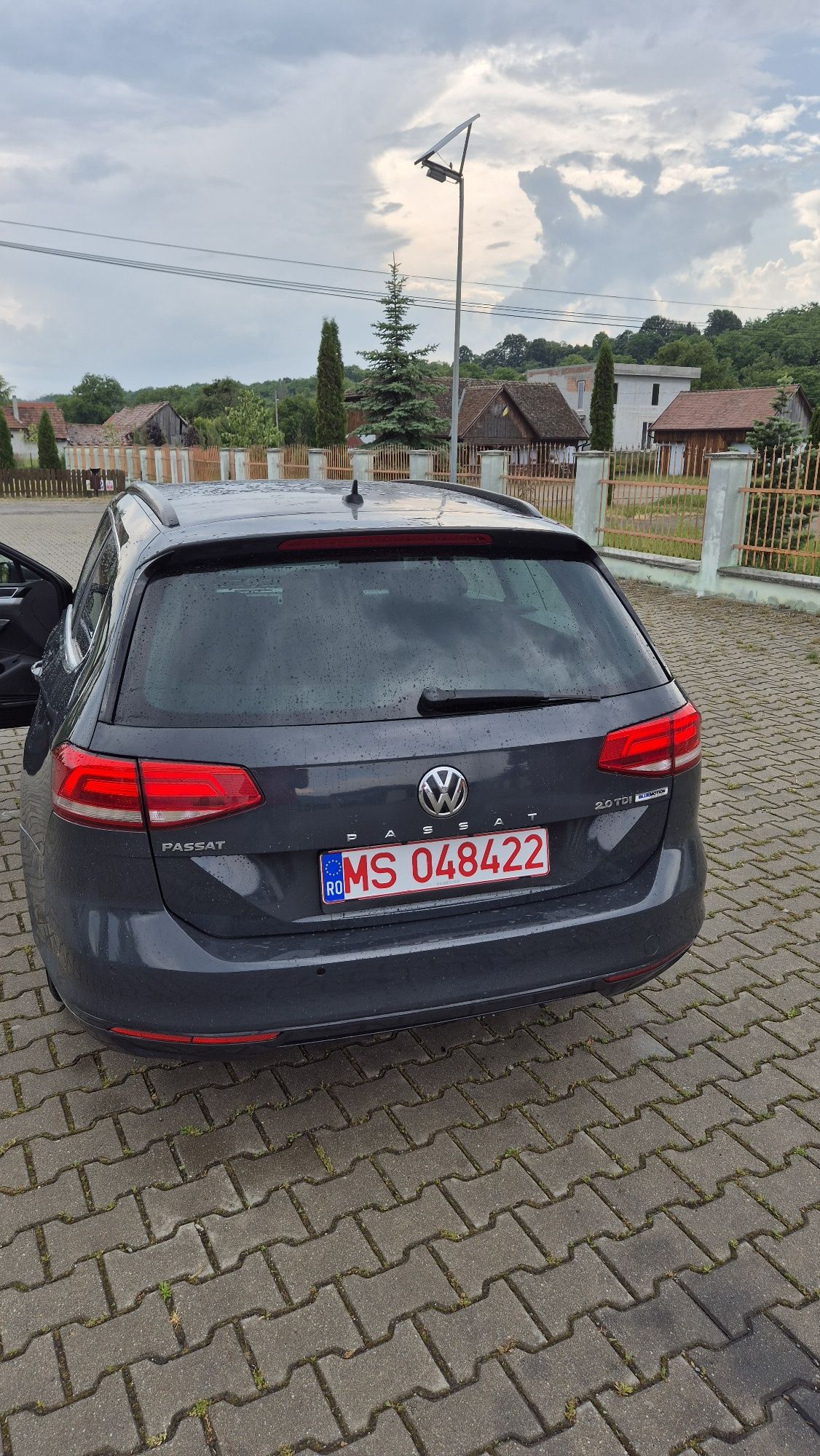Vând passat b8 automata