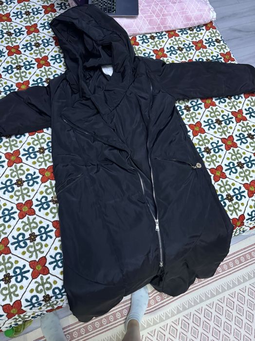 Зимняя куртка длинная на С-М размер