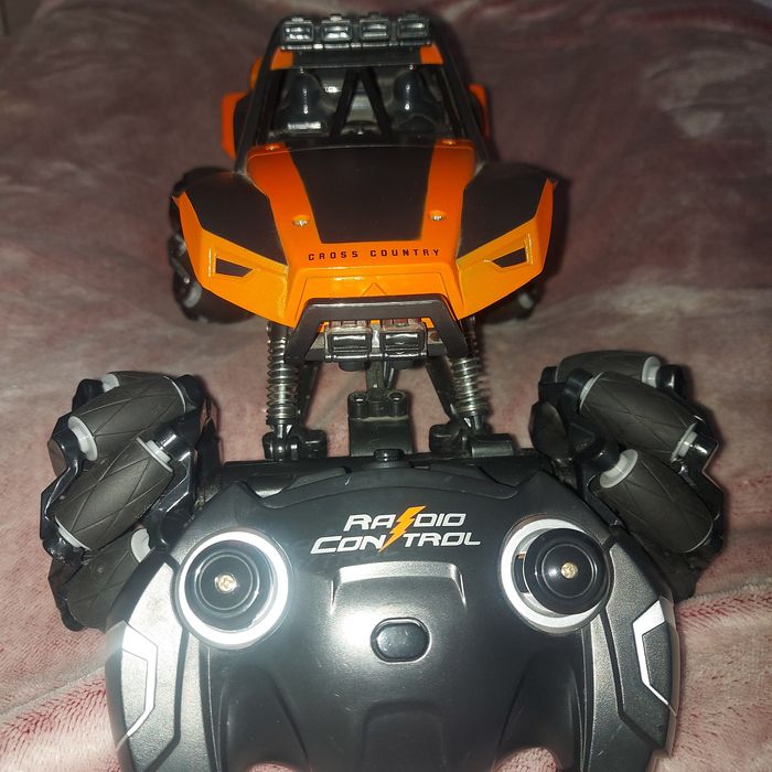 Машина сатамын істеп тұр