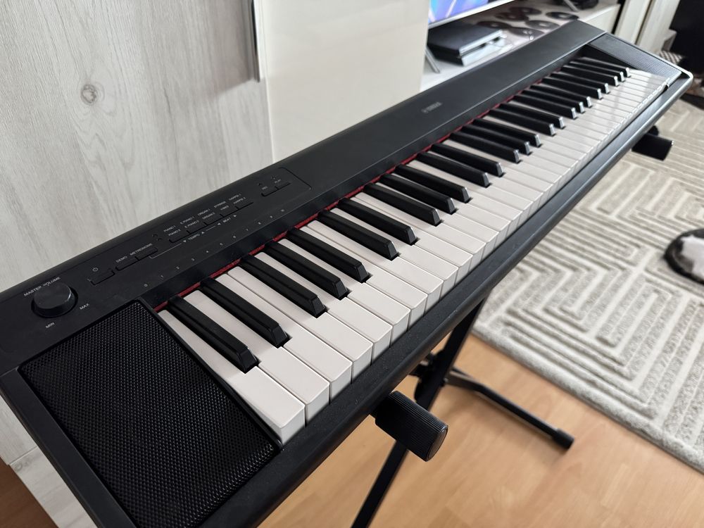 Pian Digital YAMAHA Piaggero NP-12  / Midi Controller