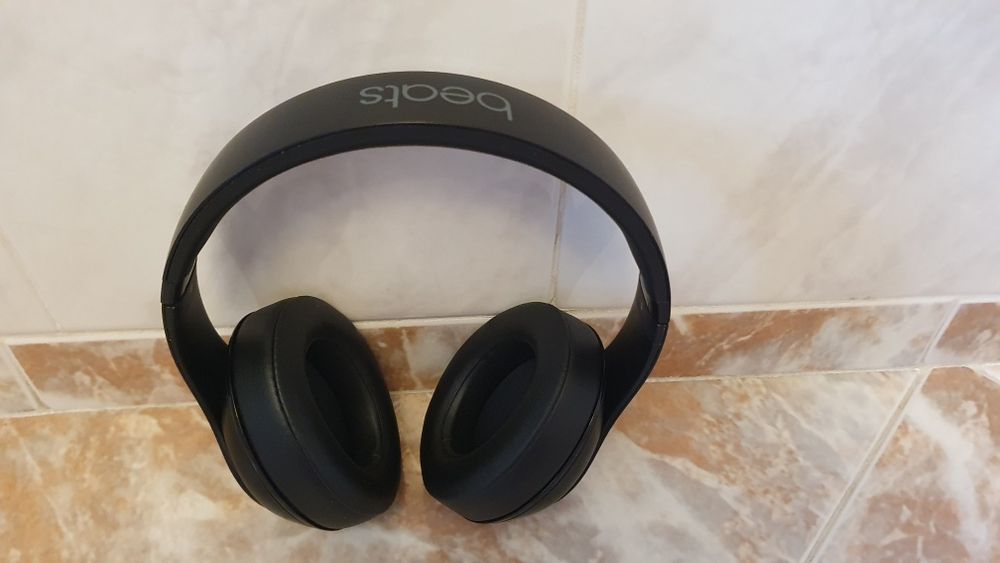 Beats Studio3 Wireless Over‑Ear Headphones - Matte Black