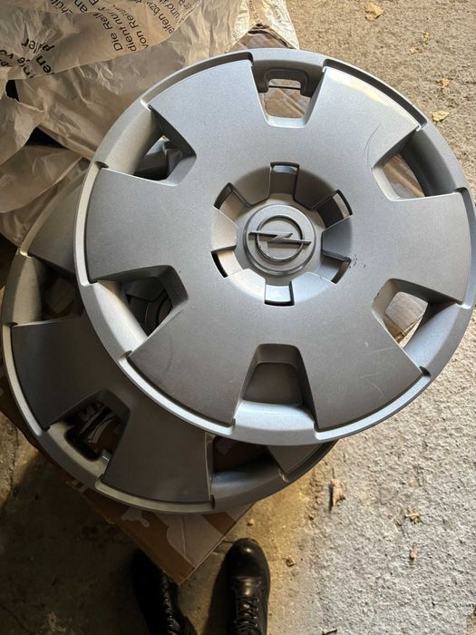 Тасове за Опел Астра H/Зафира B - оригинални, 4 бр.