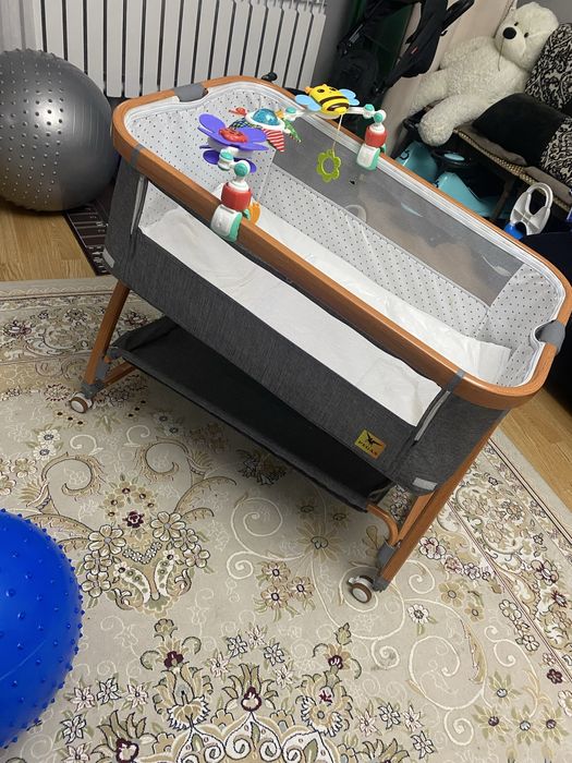 Приставная детская кроватка