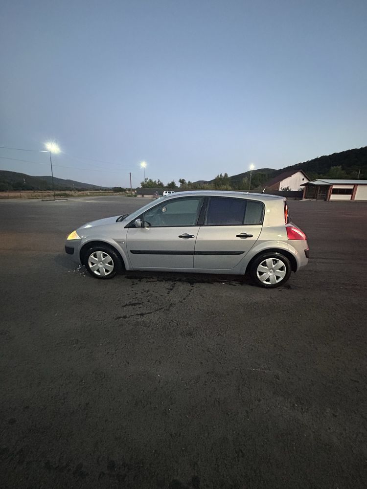 Vand Renault Megane 2 2004 1.6 16 v + GPL