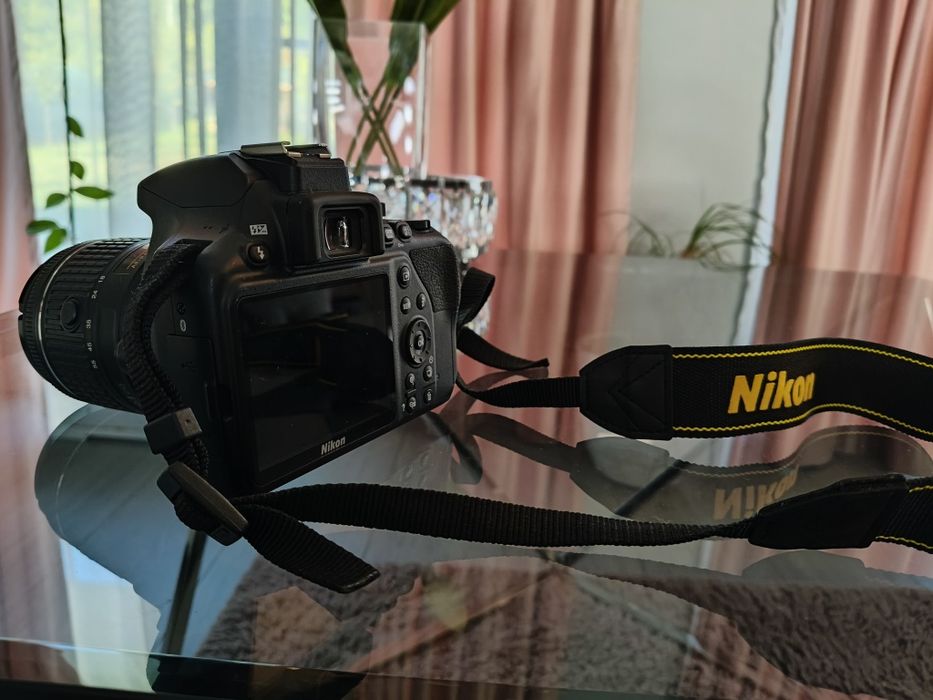 NIkon D3500 că nou.