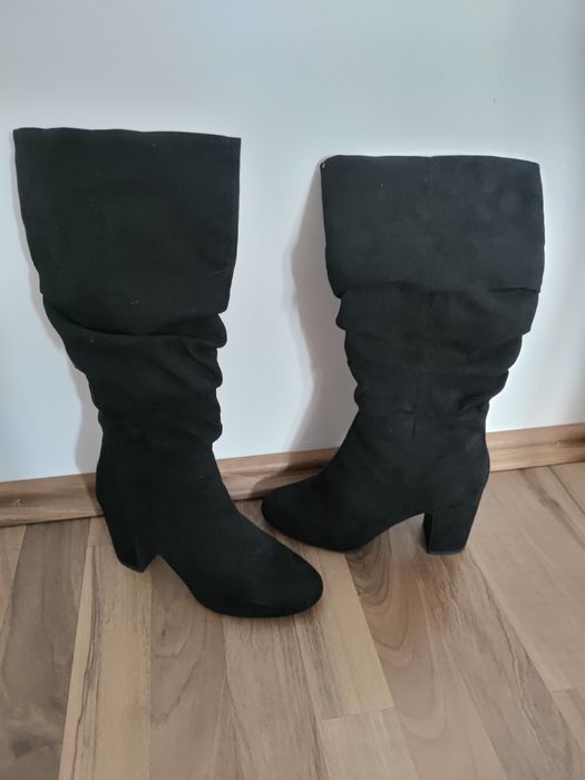 Cizme negre, model incretit, toc 8 cm