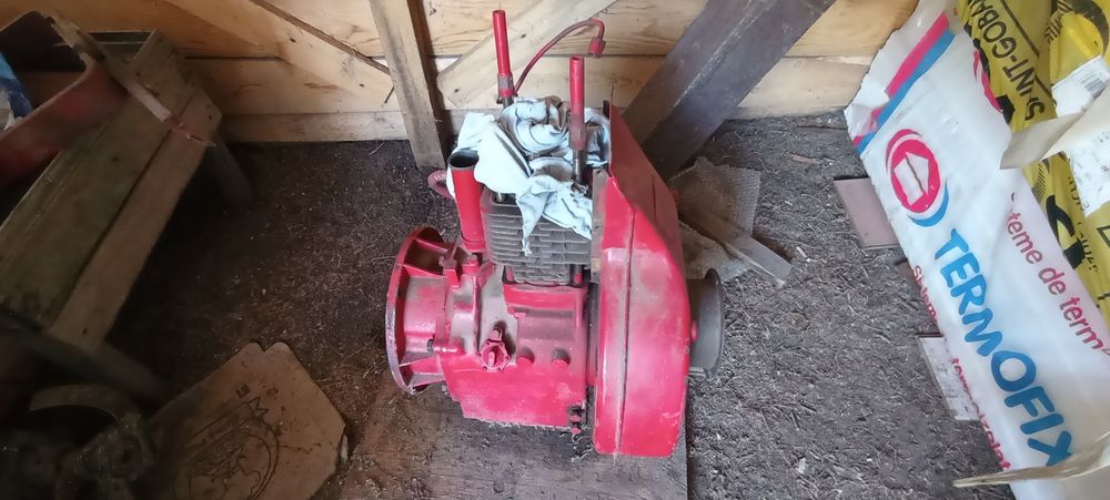 Motocultor Pasquali, vînd întreg sau dezmembrez