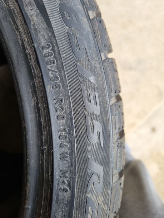 Anvelope iarna Pirelli Winter sottozero 3 285/35 R20 XL 104w