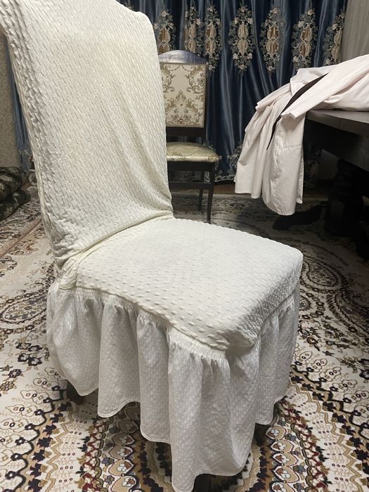 Поодам чехлы для стульев