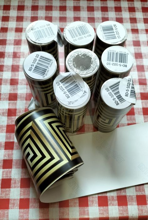 Bordură autoadezivă de calitate