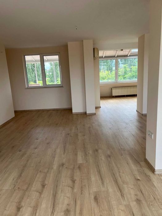 Продава се Многостаен апартамент в Пловдив, Кършияка - 220 кв.м за 1273 €/кв.м - Снимка #4