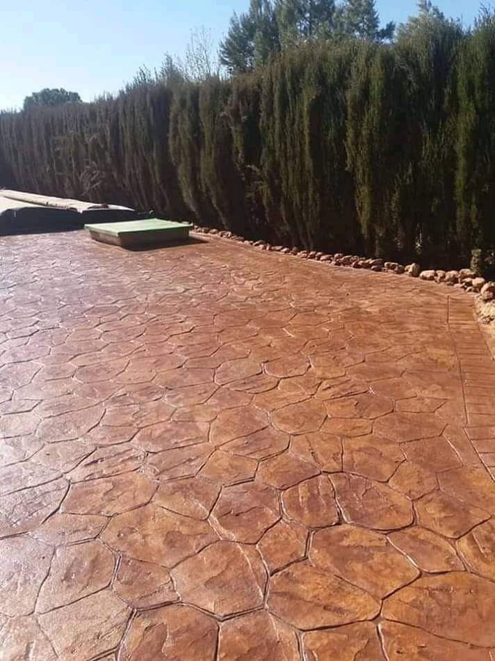 Beton amprentat și elicopterizat.