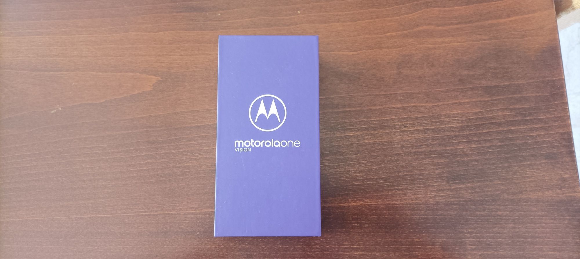 Motorola one vision