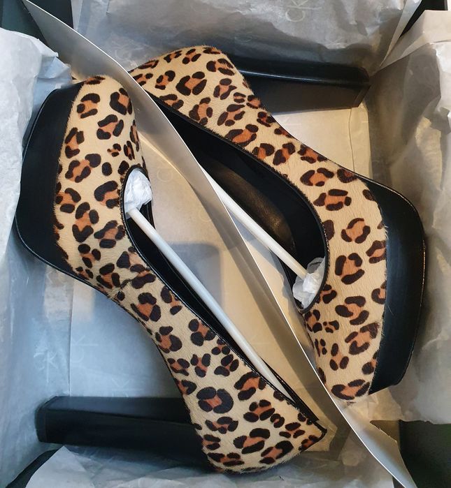 Pantofi CK - piele întoarsă cu fir lung - animal print - 37
