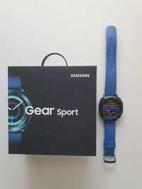 Продам Smart-часы Samsung Gear Sport