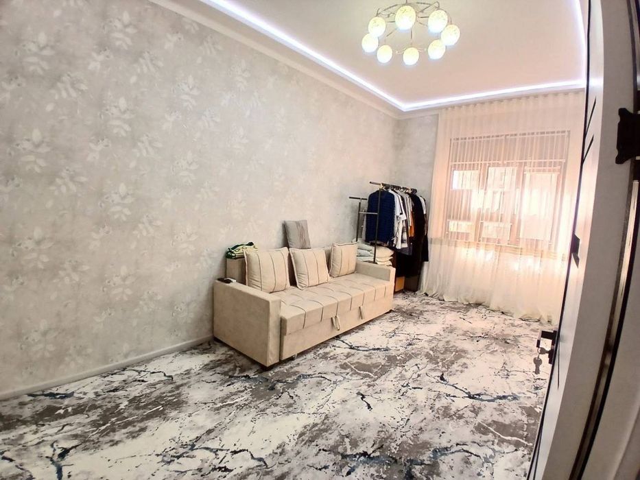 1 xonali lyuks kvartira uy xonadonijaraga beriladi