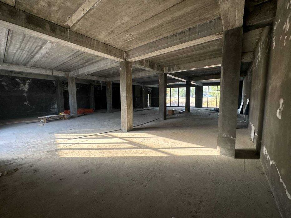 Сдам помещение под автосалон или другое Вдоль большой кольцевой дороги