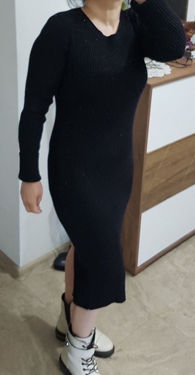 Елегантни роклички.