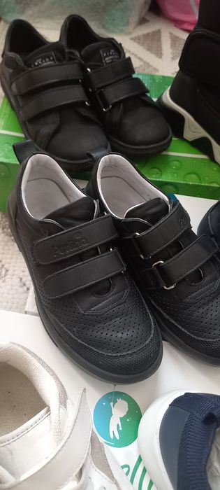 Сапоги ботинки кроссовки на мальчика 28-32 размера