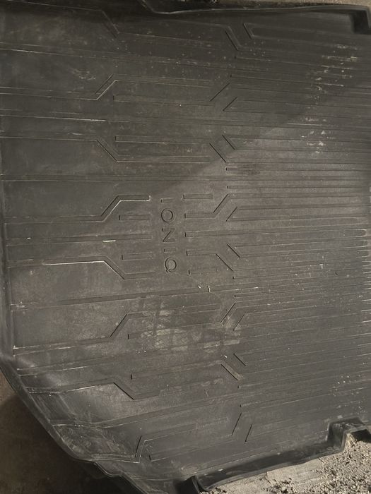 Ioniq-5зимни стелки и кора за багажник