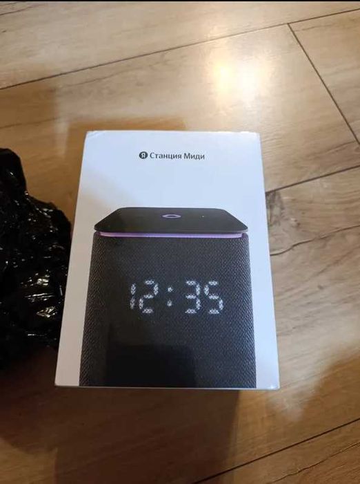 Яндекс Станция Миди