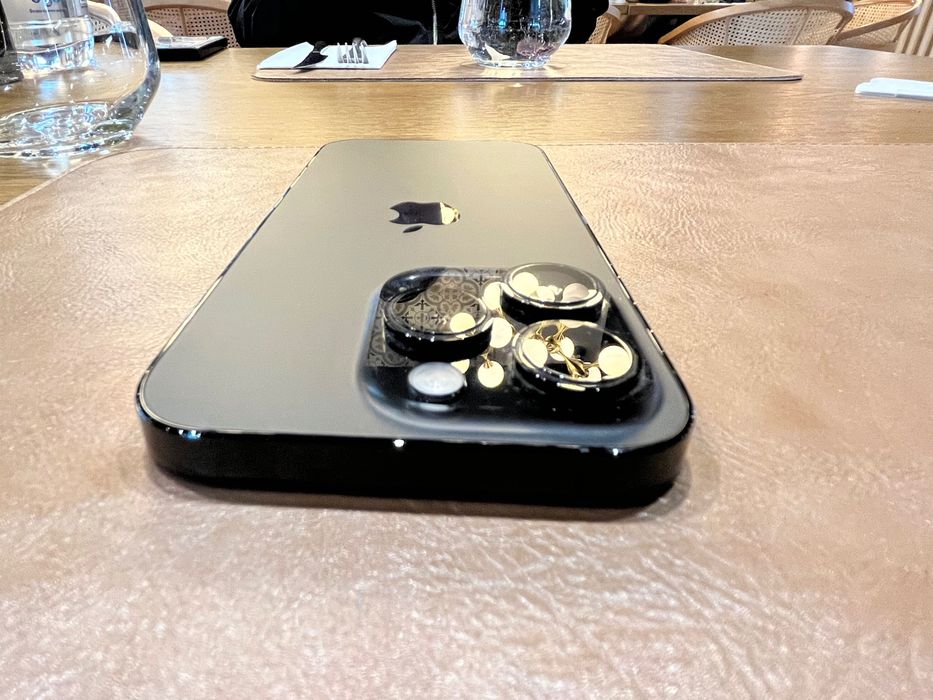 iPhone 14 Pro 128 GB + AirPods 2nd generation