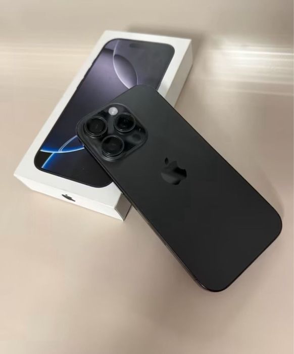 iPhone 16 PRO de 256 GB cu 100% Bateria