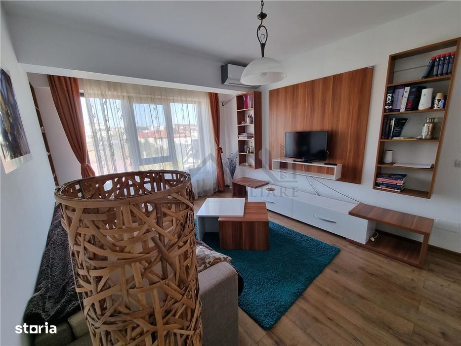 Apartament cu 3 camere de inchiriat