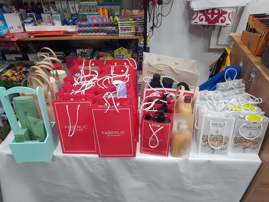 Подарочные наборы на новый 2026 год, боксы, готовые қалта