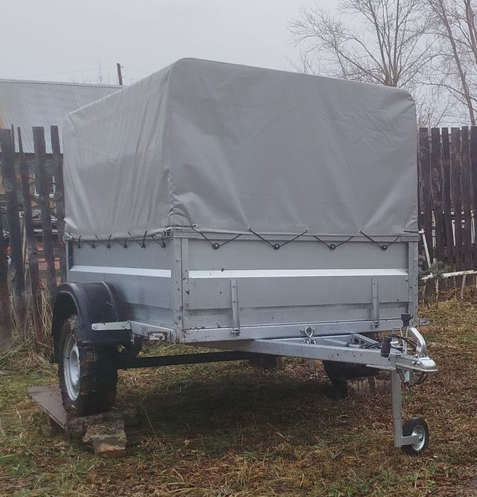 Продаем легковой прицеп.