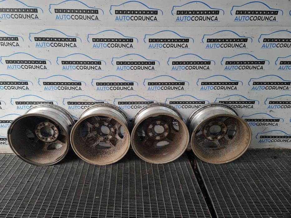 Jante aliaj Nissan Navara D22 1998 - 2004 (1347) R16 R16. 136*139.7. ET - ul nu se vede