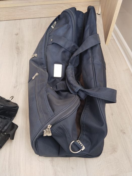 Продам сумку среднего размера