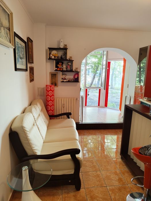 Inchiriez gasoniera cu 2 camere pe termen lung