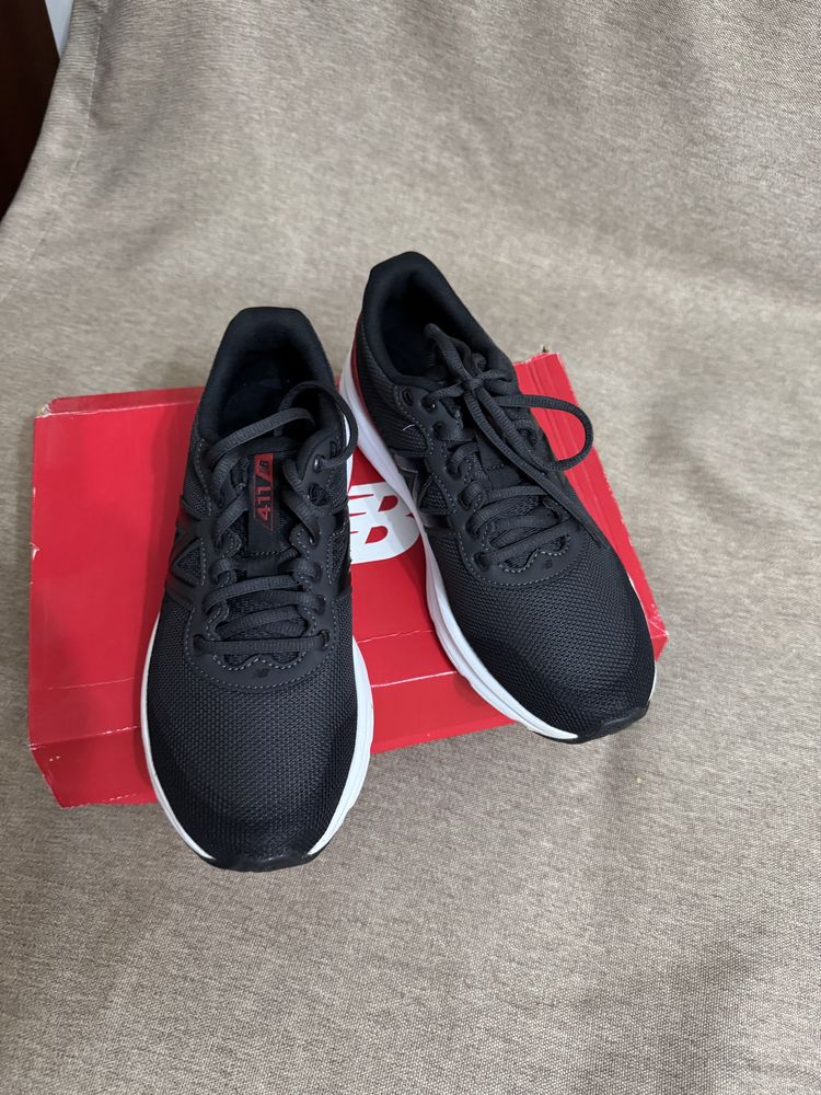 New Balance оригинал мужские кроссовки(41)