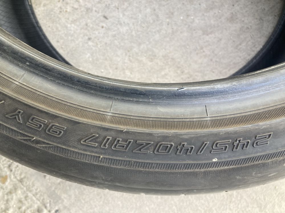 Falken 245/40r17 50 лева