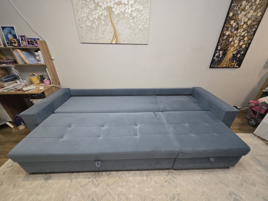 Продам диван трансформер 280 см в длину