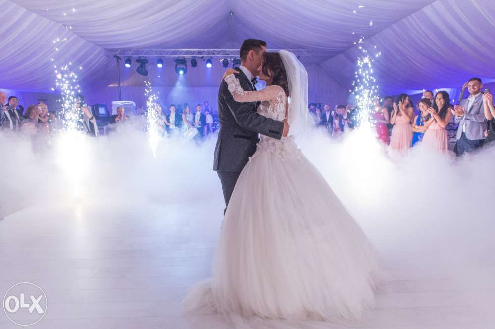 Fum Greu & Artificii ! laser Vals ,Ecran Led ,Lumini de scena