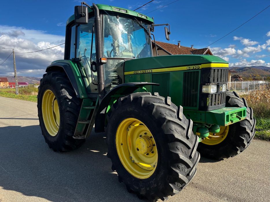 Tractor John Deere 6810 125 cp