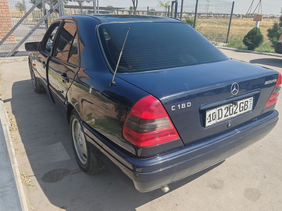 Mersedes w 202 c 180