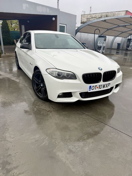 Vand bmw seria 5 f10 pachet m