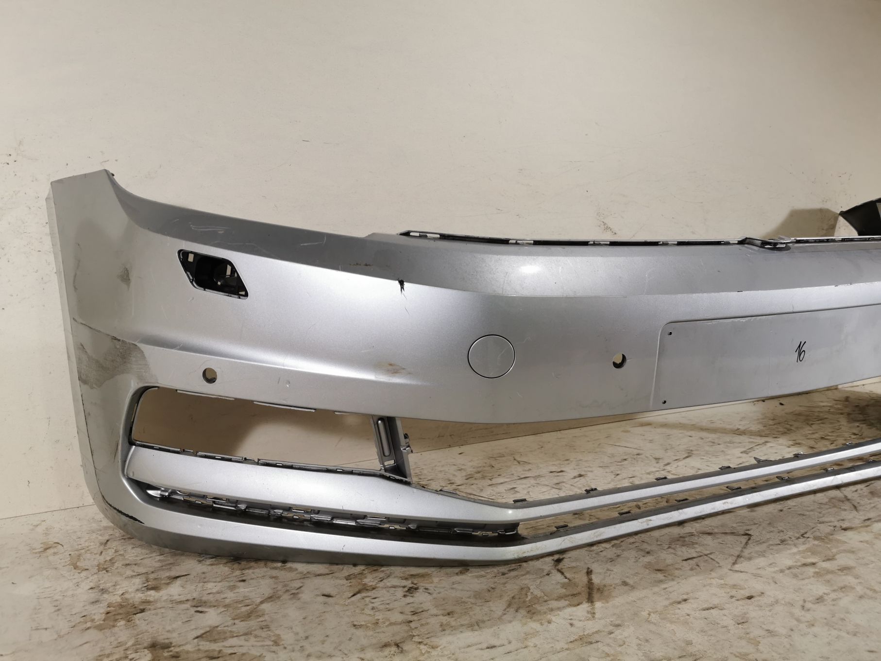 Bara fata VW Touran , 2015, 2016, 2017, 2018, 2019, 2020,  cod OE 5TA807221A-L