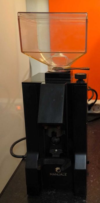 EUREKA Mignon Manuale кафемелачка