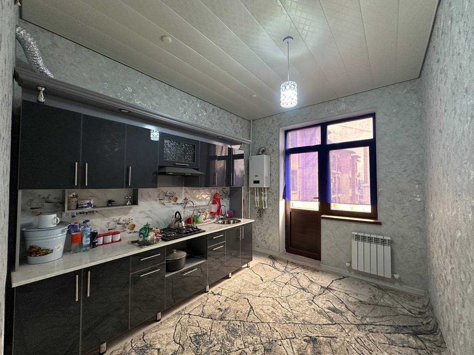 2х комнатная квартира на 6 этаже 72кв/м, в Самарканде