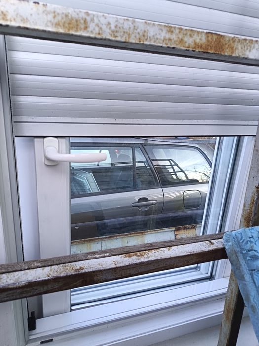 Продавам PVC прозорци