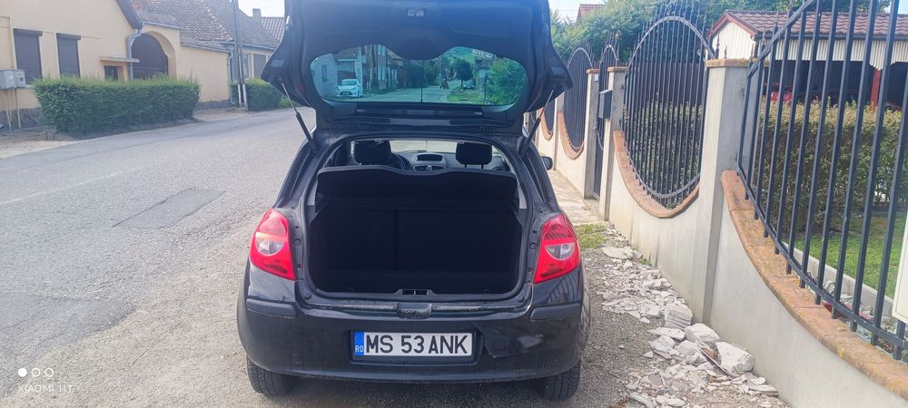 Renault Clio 3 2007 1.6 benzină