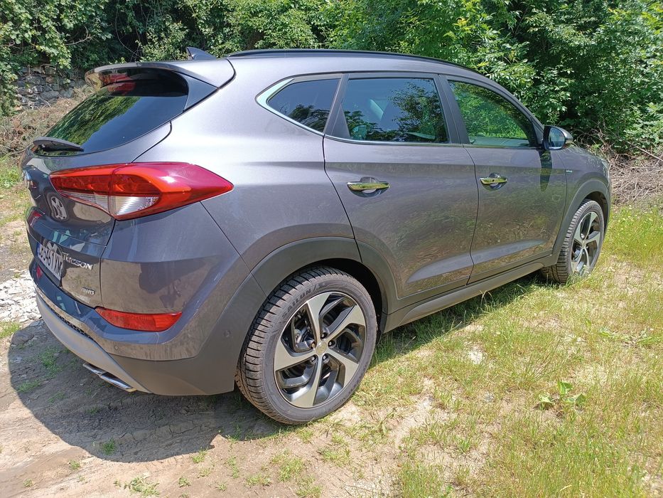 Hyundai Tucson 2.0D 185кс.2016г Всички екстри!