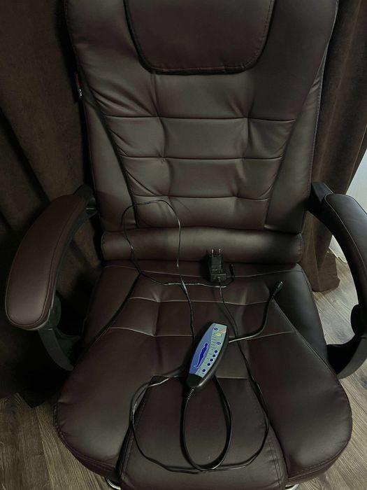 Scaun de birou cu masaj + incalzire , suport picioare