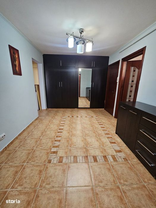 Vând apartament cu doua camere in Obcini